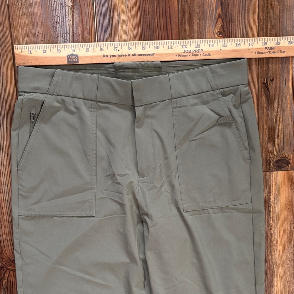 Athleta Tribeca Utility Crop pant Laurel Olive Green 10 - Picture 4 of 7